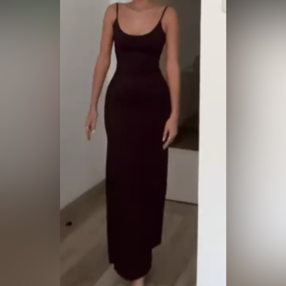 Zara Bodycon Polymide Stretch Midi Dress